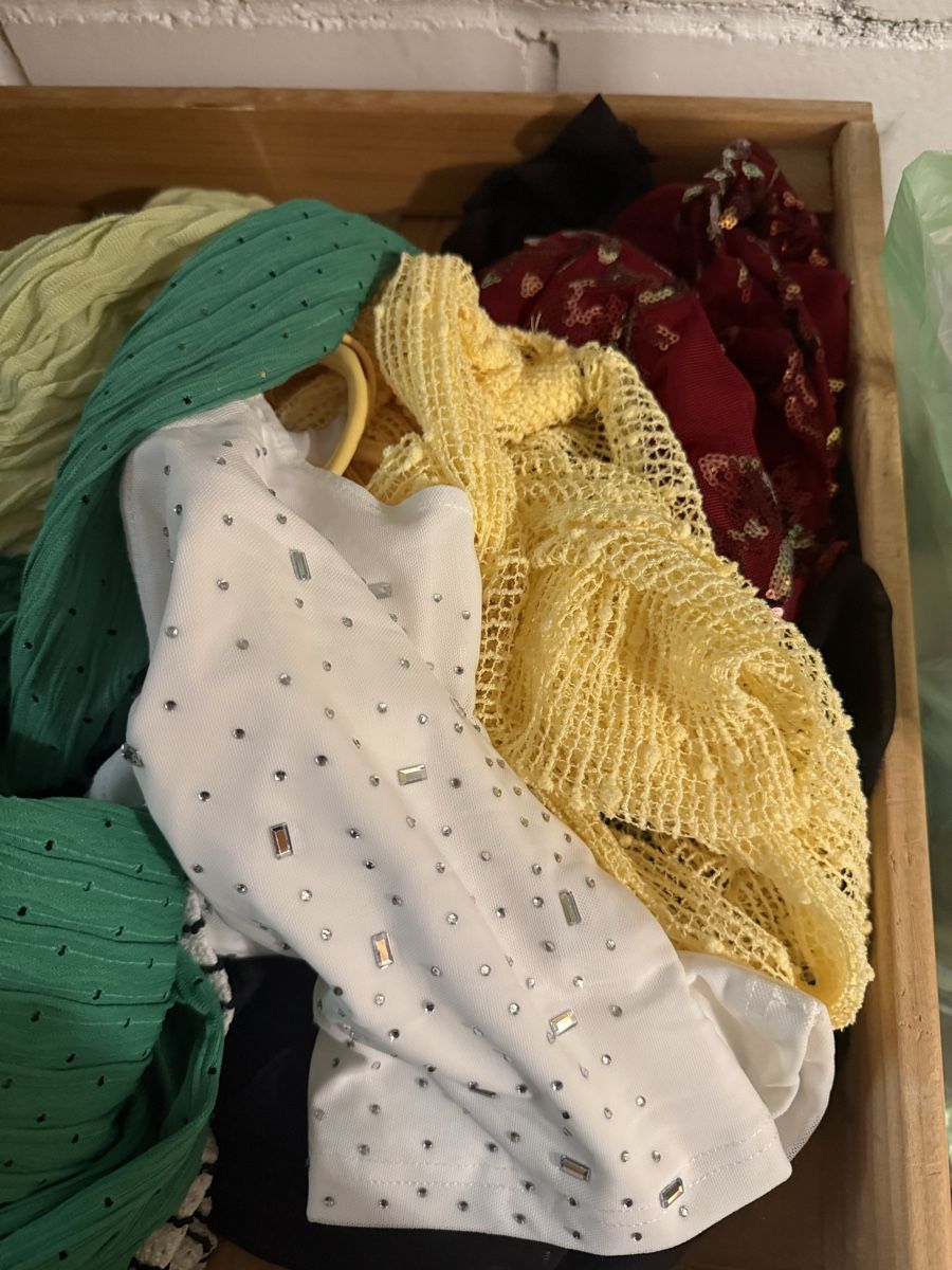 Shein Lotti di vestiti: Shein surprise Paket – Usato da Wil SG venduto da xrnvani 1