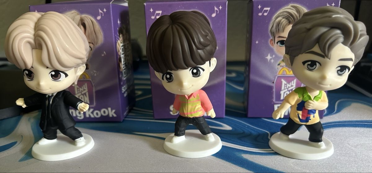 Mc Donald's Statuette: Tiny Tan BTS Figuren Set RM SUGA Jung Kook neu – Nuovo e nell'imballaggio originale da Uster venduto da Melina56 1