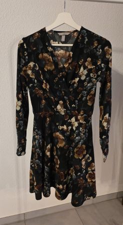 Kleid H&M floral / Gr. XS 