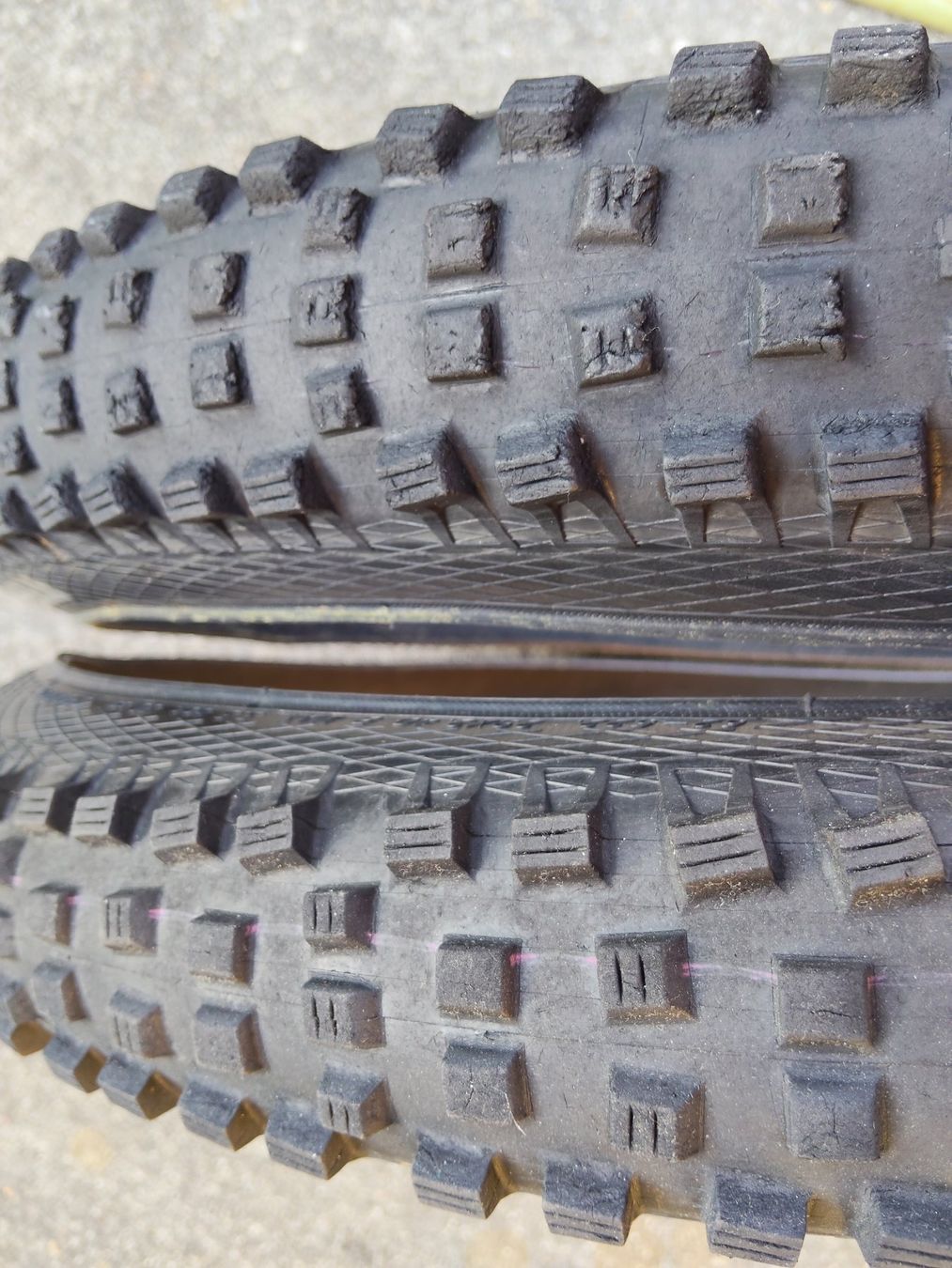 Ersatzteile: 2 x Schwalbe "Macic Mary" 29x2.40 – Gebraucht aus Trimbach von Robigutri 3