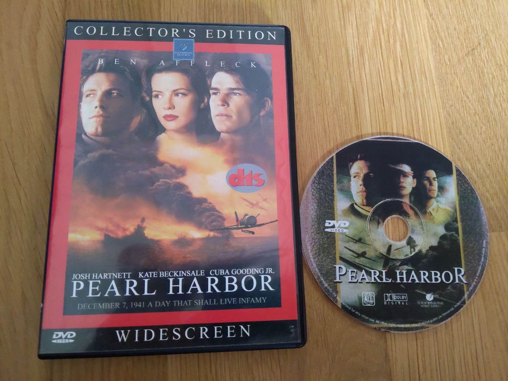 Tutti i DVDs: DVD Pearl Harbor Collector's Edition Widescreen Format – Usato da Unterseen venduto da ain_h852