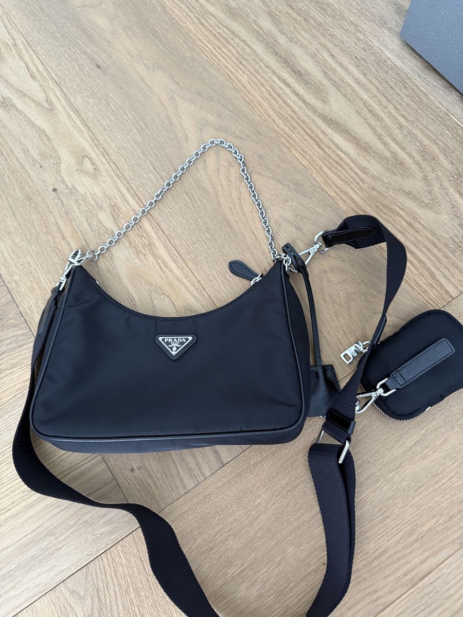 Prada Borse da donna: Prada Re-Nylon Handtasche schwarz Neu – Nuovo (secondo la descrizione) da Gümligen venduto da kleiderschrankbe6 5