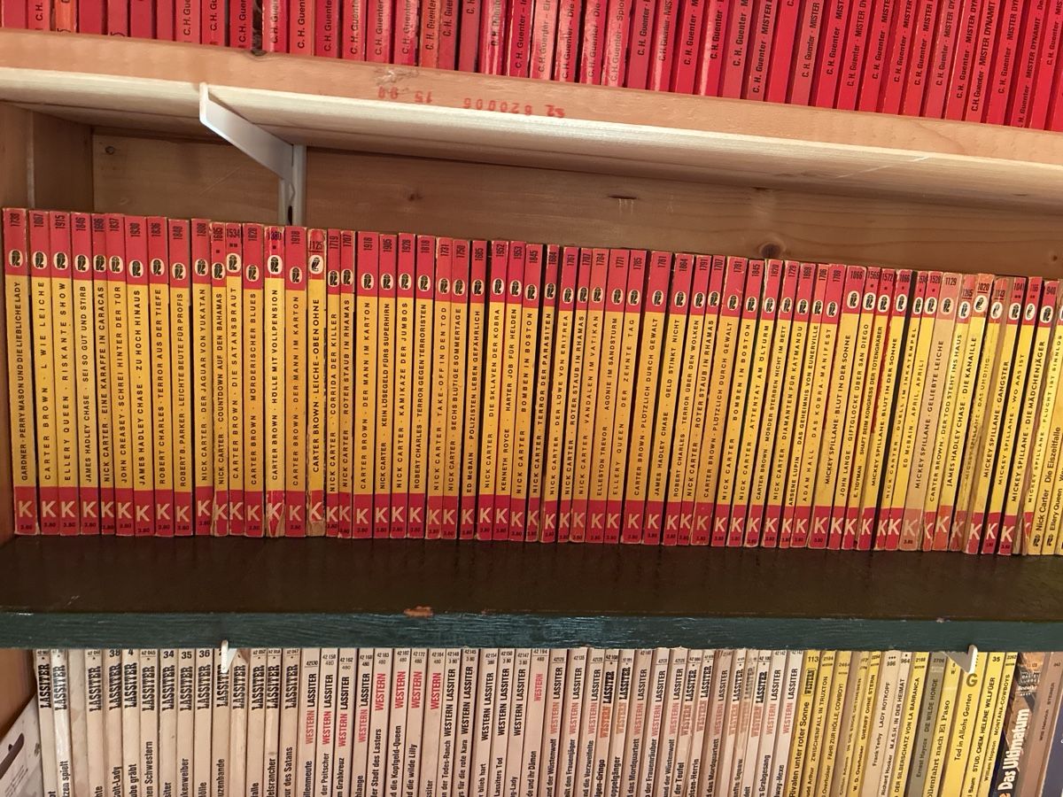 Libri: Ullstein Krimi Verlag Bücherreihe  – Usato da Oberrindal venduto da Darmando 7