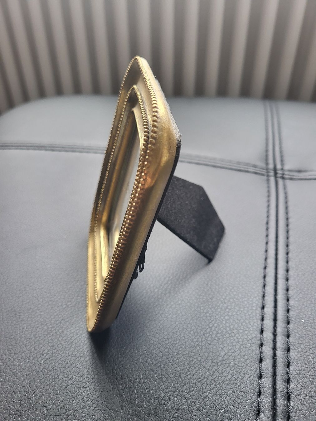 Maisons du monde Bilderrahmen: Kleine Goldene Bilderrahmen – Gebraucht aus Effretikon von Nessy16 1