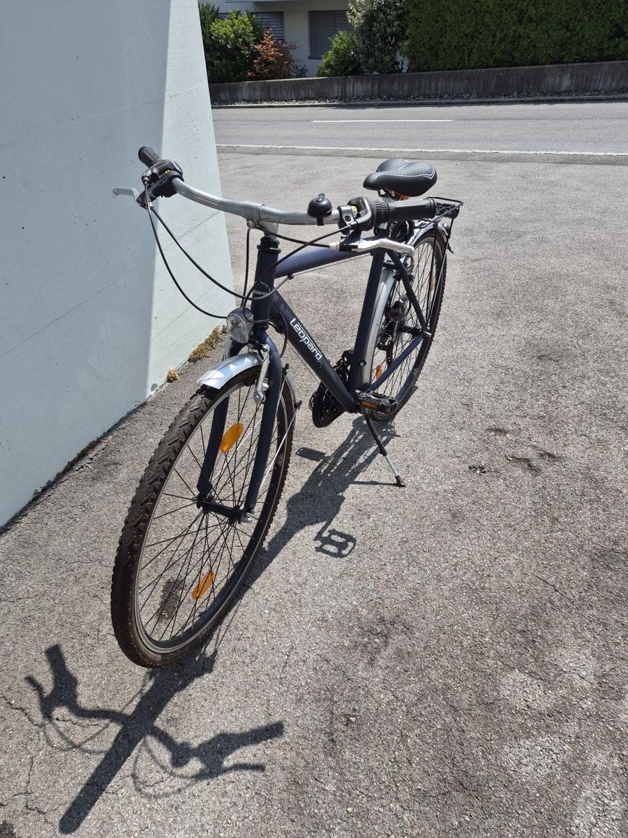 Leopard Biciclette: Leopard Spirit cat Farbe blau – Usato da Hofstetten SO venduto da Smari6