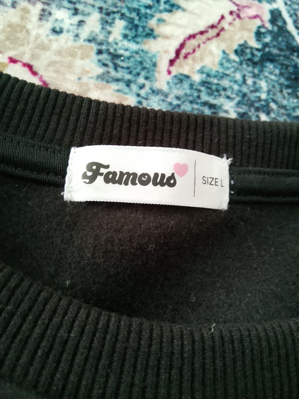 Pulls & Sweat-shirts: Schwarzer Famous Pullover, Grösse L, neuwertig – Neuf (Voir description) à Bellikon par MellonCollieMitTwint 1