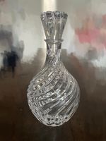 Elegante bottiglia in cristallo massiccio
