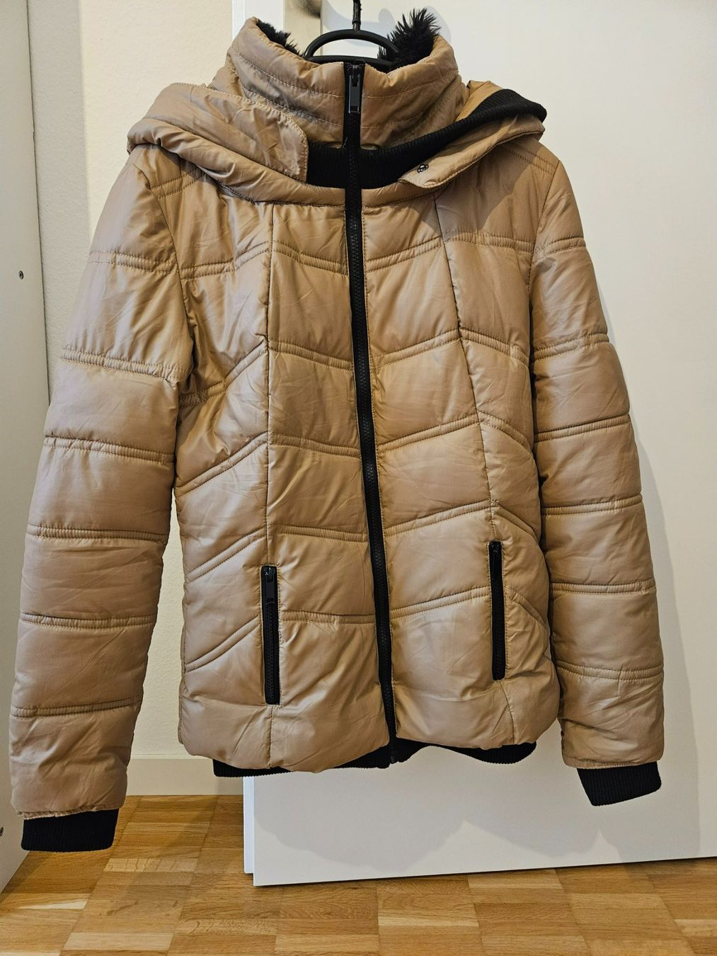Jacken: Winterjacke – Gebraucht aus Meiringen von SilviF
