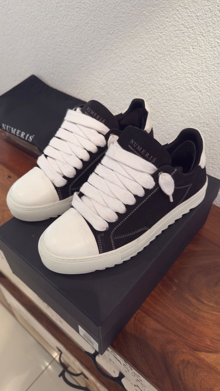 Scarpe da uomo: Sneaker Numeris Acrylic Black mit Originalkarton – Nuovo (secondo la descrizione) da Kölliken venduto da ste_p7wl 1