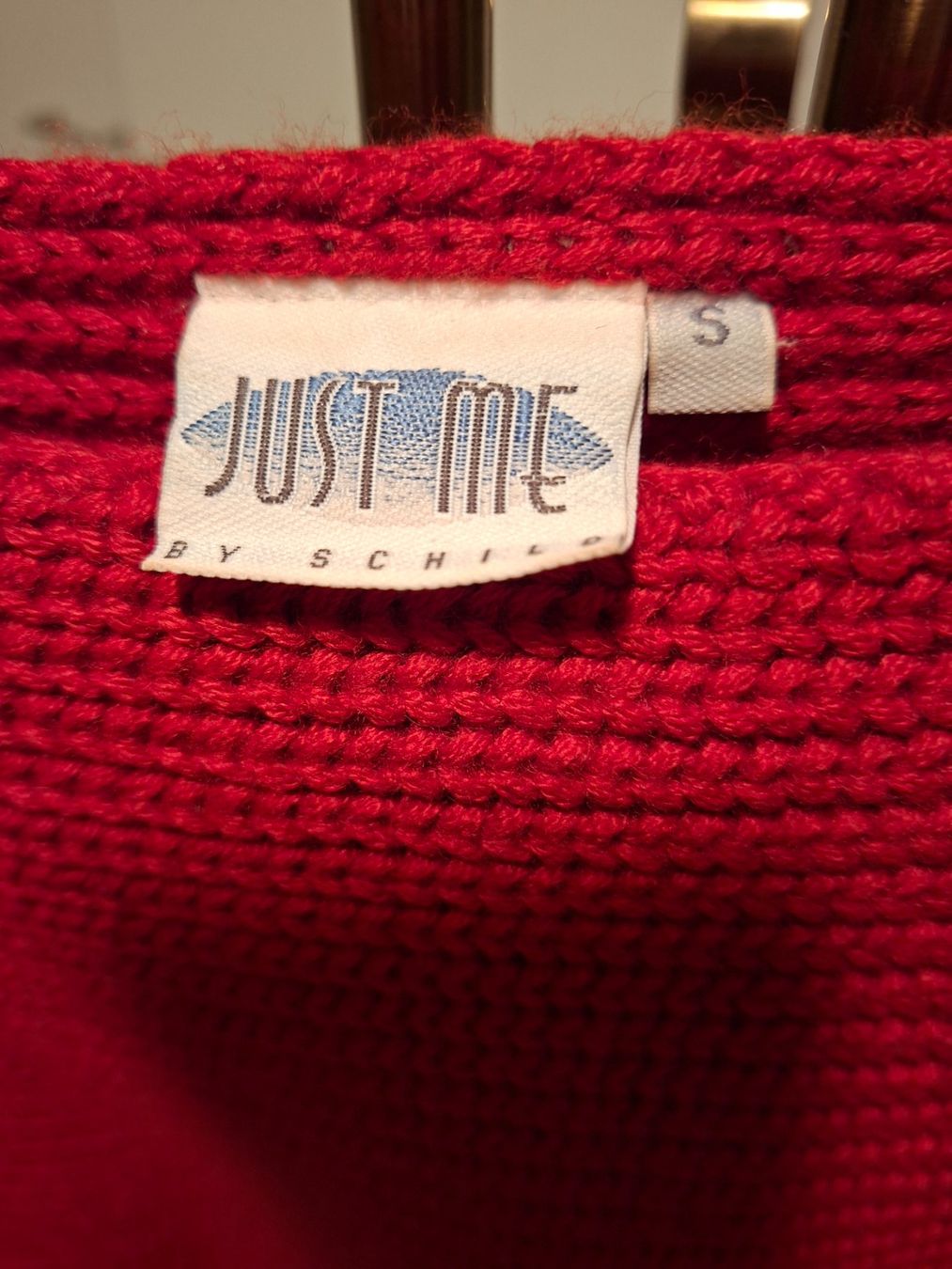 Maglioni & Felpe: Roter Strickpullover von Just Me, Grösse S, neuwertig – Usato da Bäriswil BE venduto da Rezz 2