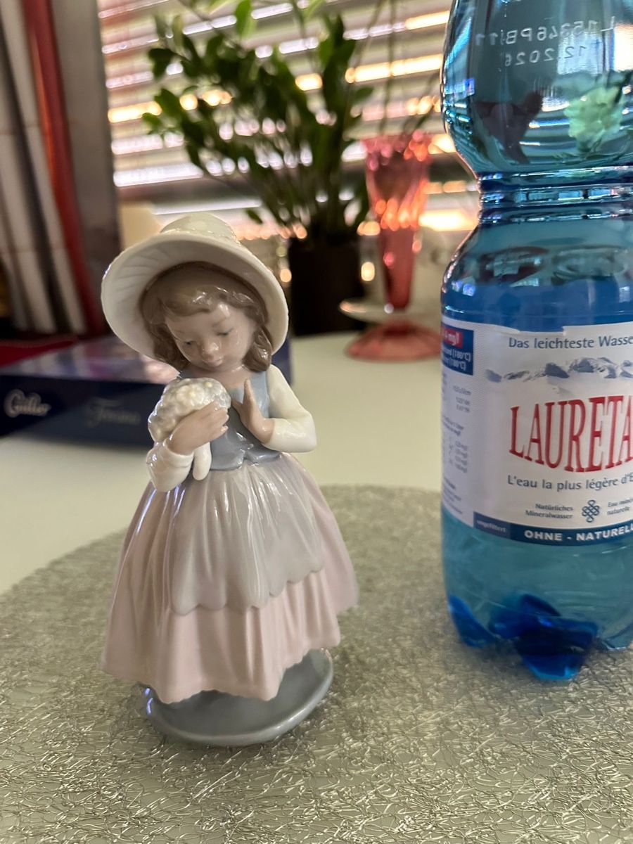 Lladro Statuette: NAO by Lladro Figur – Nuovo (secondo la descrizione) da Binningen venduto da Yuliya15