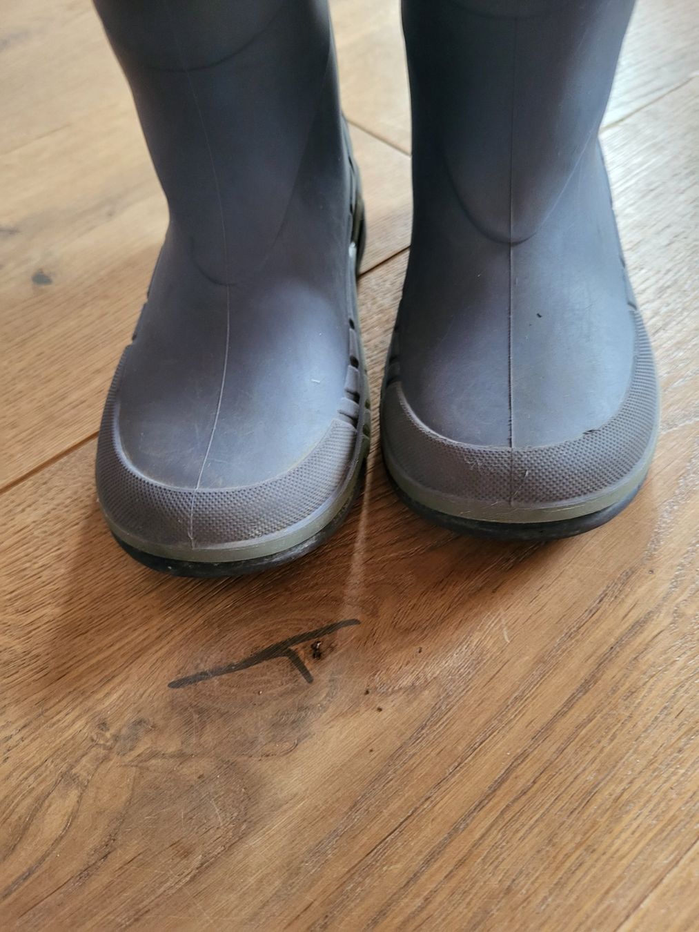Scarpe per ragazzi: Gummistiefel gr. 24/25 – Usato da Jona venduto da Dunschere86 2