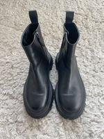 Black Leather Chunky Chelsea Boots