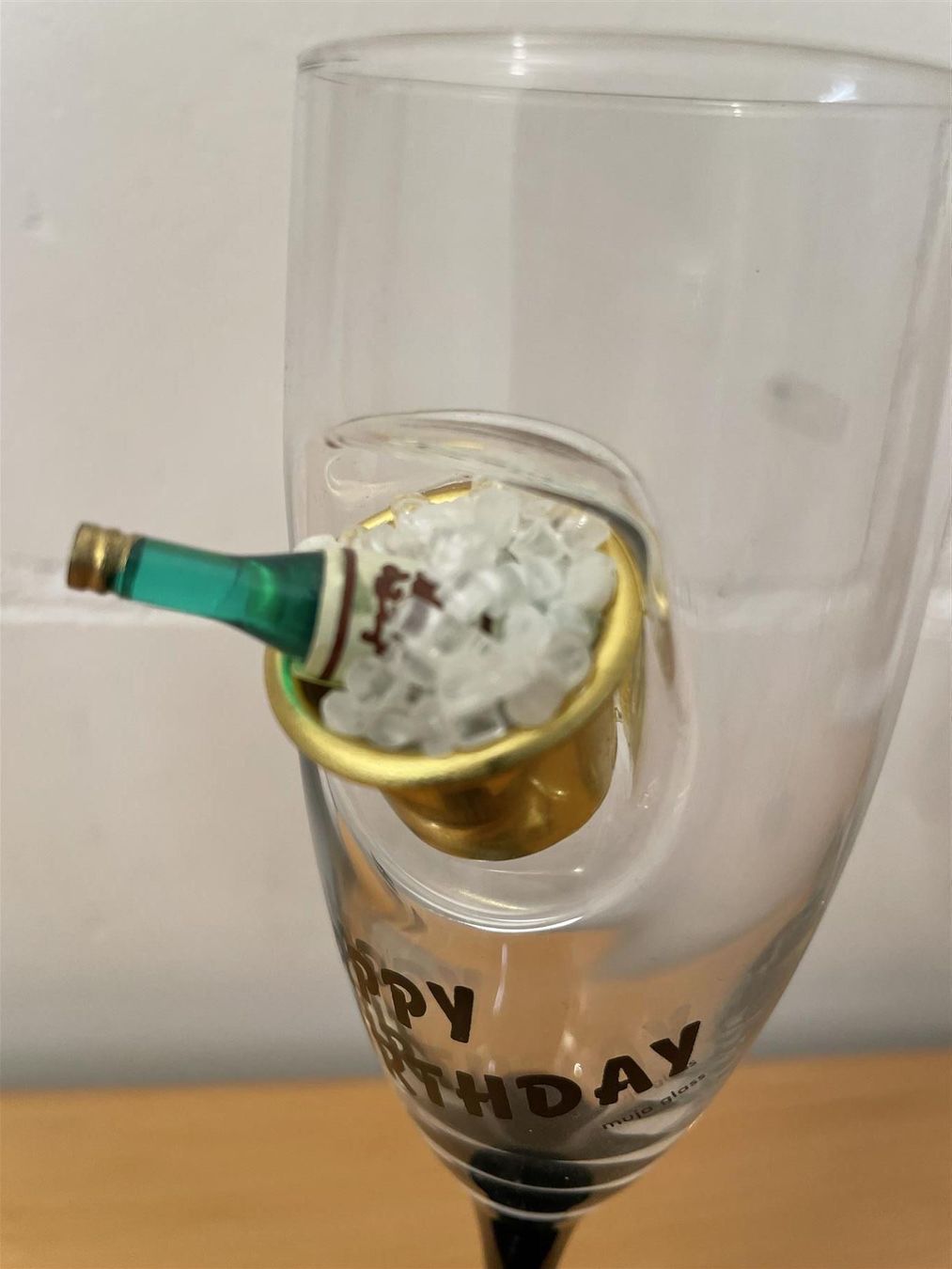 Gläser: Sektglas Happy Birthday mit Sektflasche – Neu und originalverpackt aus Diepoldsau von preisparadies-ch 2