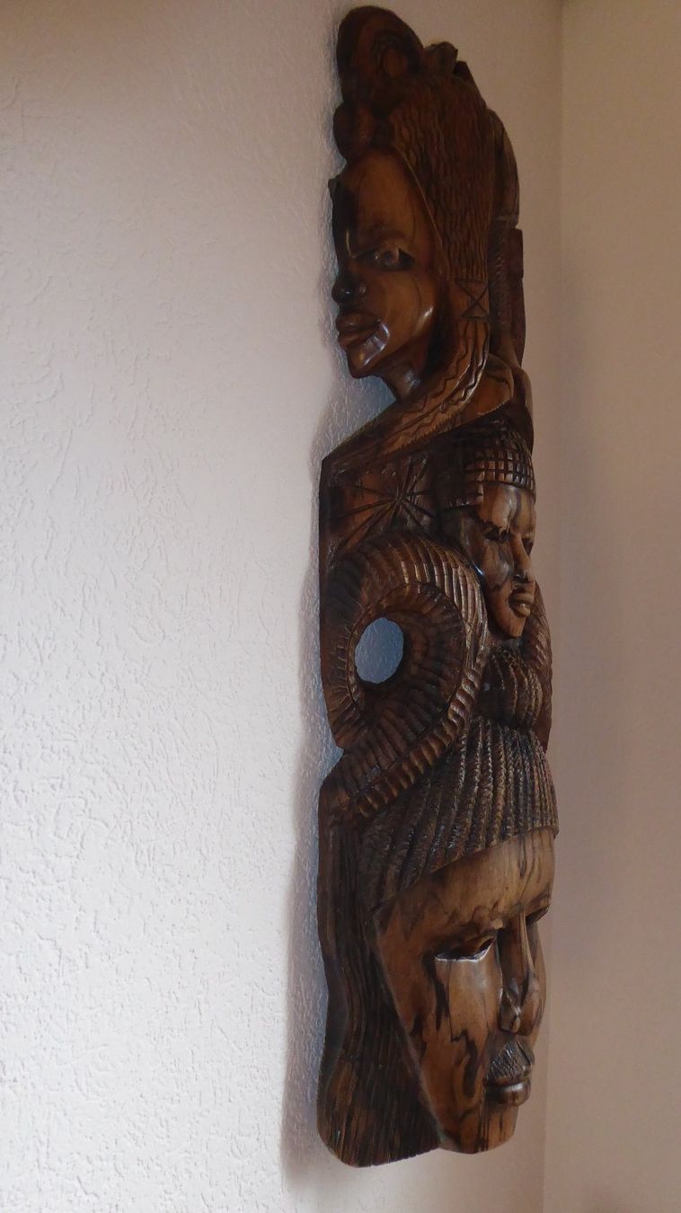 Internationale Kunst: Grosse Afrikanische Maske – Neu (gemäss Beschreibung) aus Zullwil von Dingo402 2