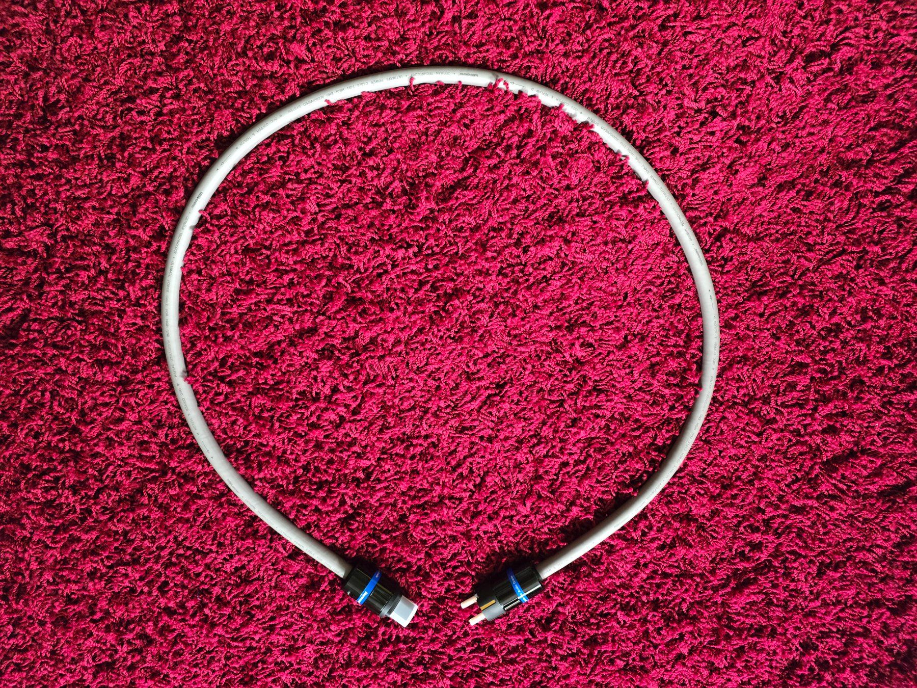 Cavi: Highend OCC Massivleiter Teflon Netzkabel – Nuovo e nell'imballaggio originale da Rosshäusern venduto da HighendSolutions