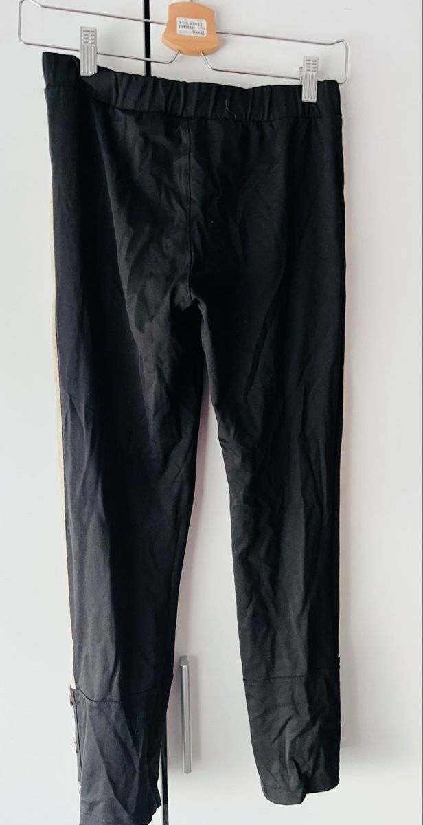 Hosen: Hose  – Gebraucht aus Rorschacherberg von gko_cn7f 1