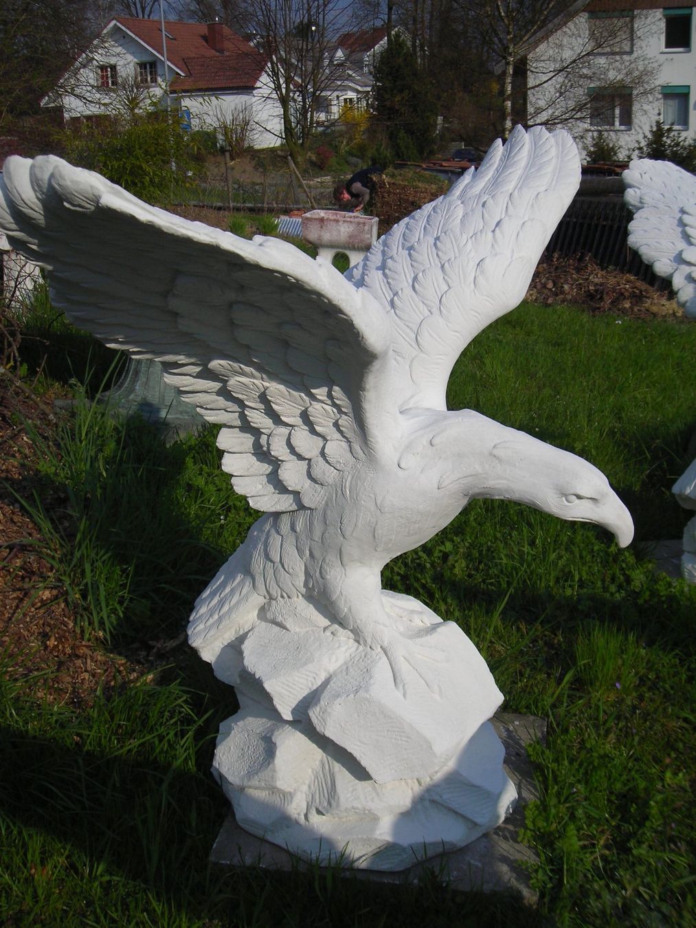Statuette: Steinadler – Nuovo (secondo la descrizione) da Wangen a.Aare venduto da Schneckenparadies