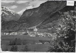 Zernez mit Piz Linard