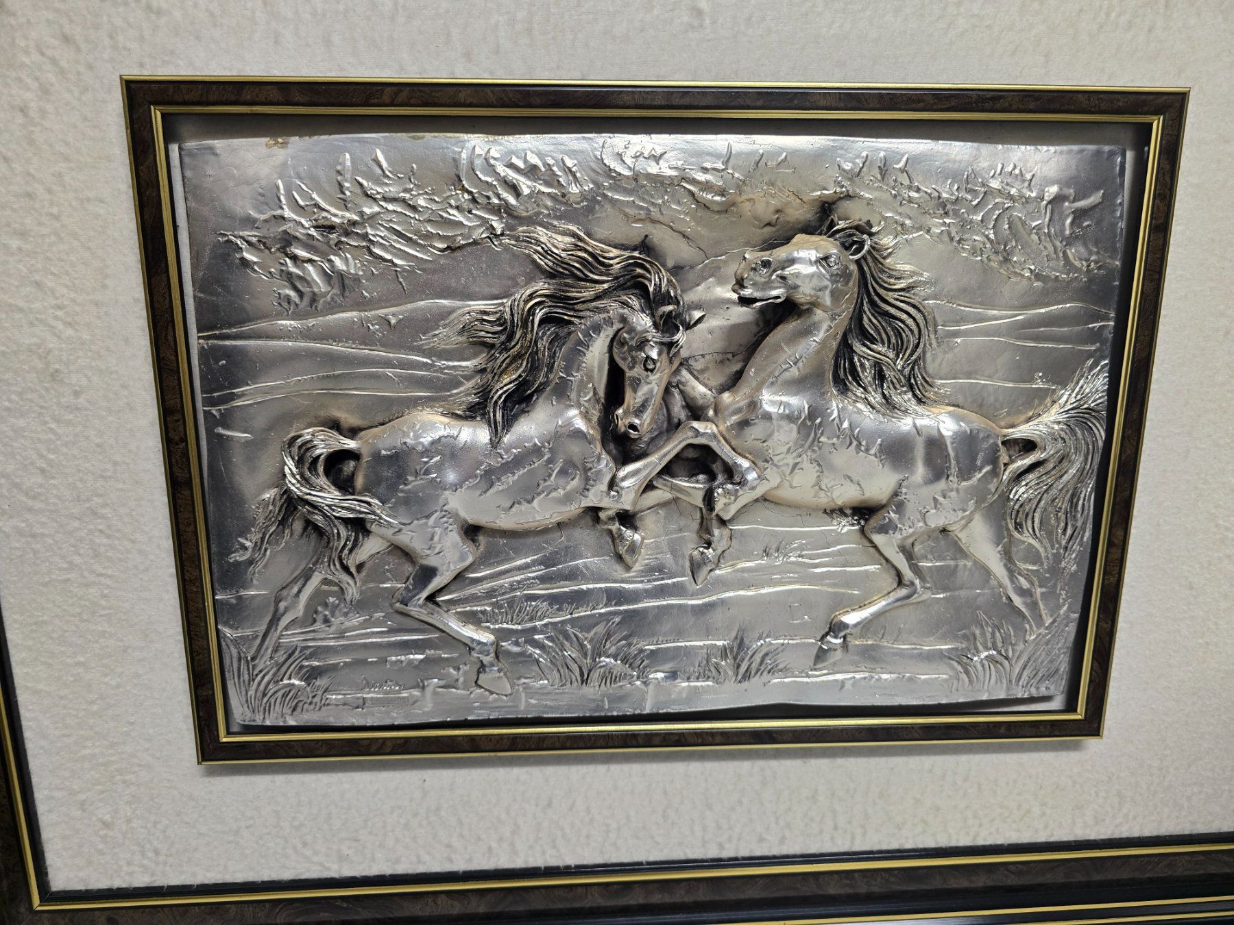 Poster & Bilder: Wandbild mit Pferde Relief, versilbert,  gerahmt – Gebraucht aus Gutenswil von Karin1111 1