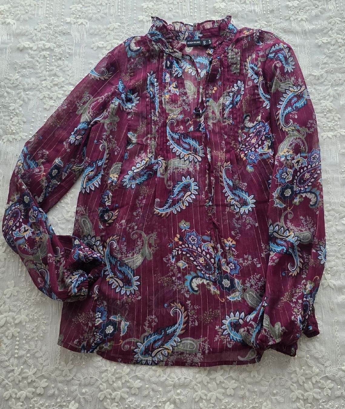 Chemisiers: Damen Bluse mit Paisleymuster, Grösse M – Neuf (Voir description) à Rheinsulz par Gilea 4