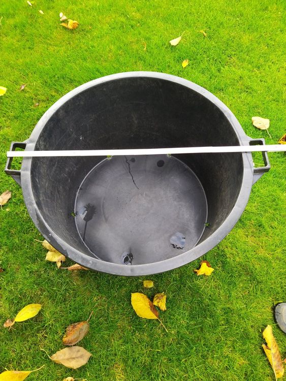 Topf grosser Pflanztopf Kübel Kunststoff 110Liter (Gebraucht) in ...