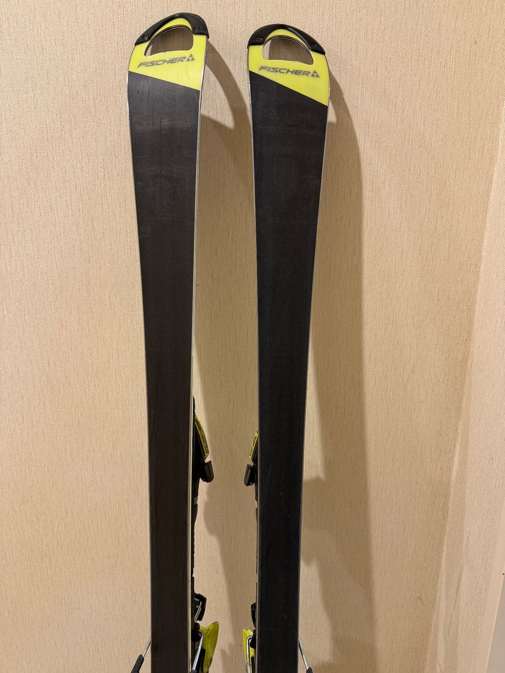 Fischer Skis: Alpin Ski – Gebraucht aus Meggen von hel_m7vc 1