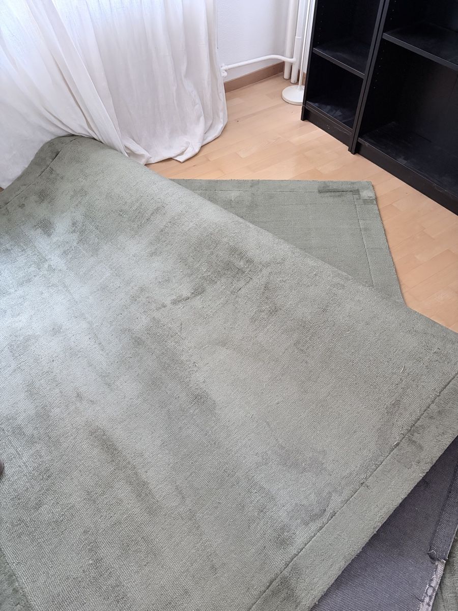 Tapis: Moss green carpet Jago carpet by made.com – D'occasion à Zürich par Michelleanca
