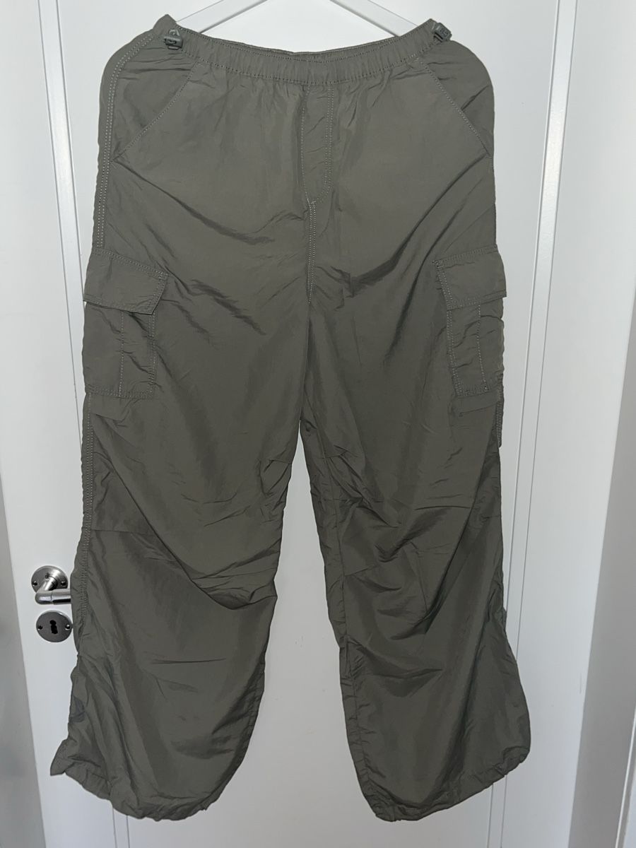 H&M Pantalons: Cargo Sommerhose Gr. 170 – D'occasion à Bern par Regi1975