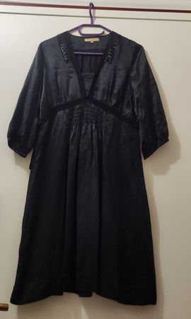 Robe noire Sandro 100% Soie taille S/M