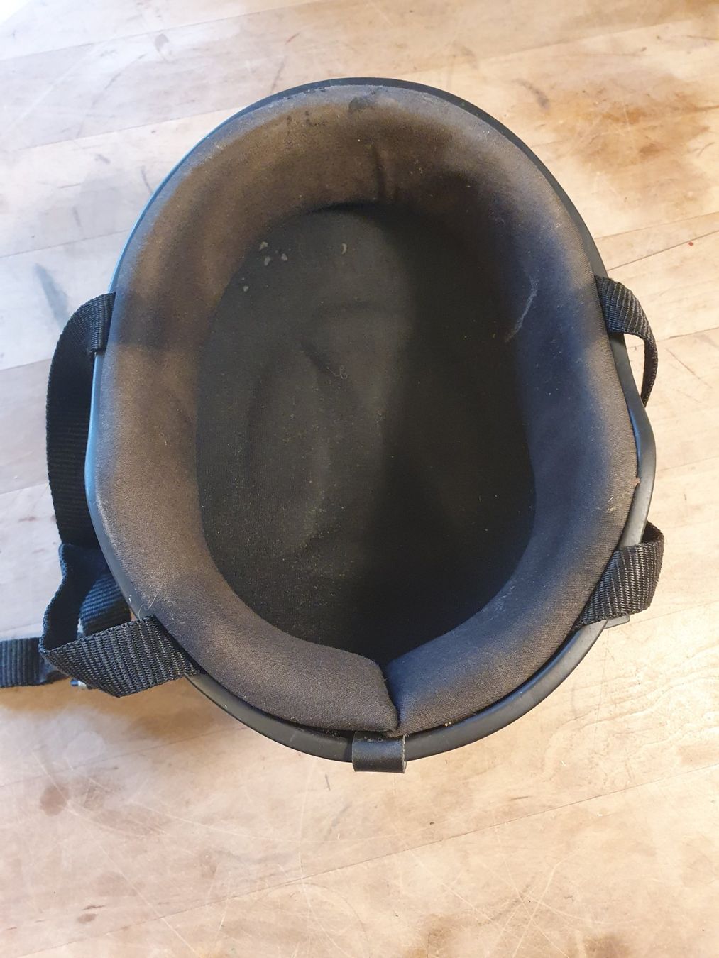 Caschi: Velo / Reithelm schwarz – Usato da Zürich venduto da loosebone 2