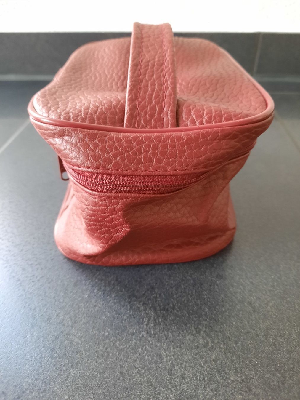 Kosmetikkoffer: Kosmetiktasche / Necessaire Bordeaux – Neu (gemäss Beschreibung) aus Dörflingen von Palmetto 3