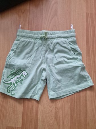 Kurze Hose 98