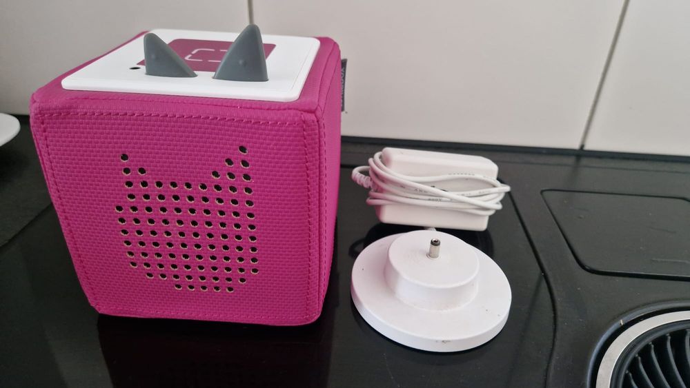 Livres audio: Toniebox + Ladestation – D'occasion à St. Peterzell par LightandSound