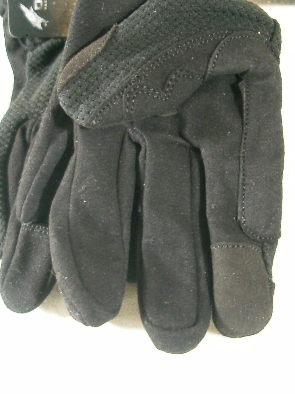 Guanti & manicotti: Tactical Multi-Use Handschuhe, verstärkt von Defcon 5 Gr. L – Nuovo e nell'imballaggio originale da Laupen ZH venduto da tonisculati 2