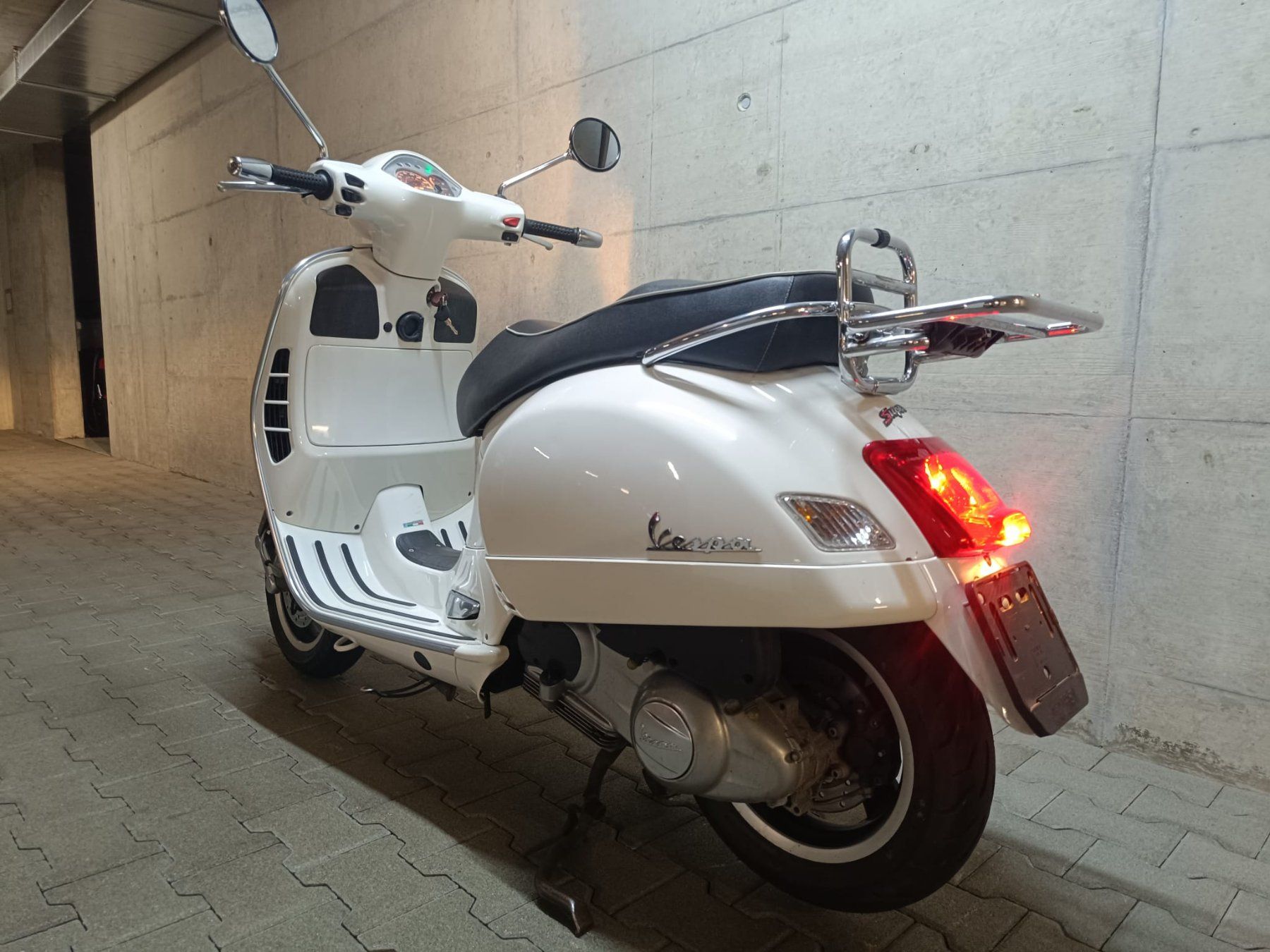 Vespa Scooters: Vespa GTS 300 Super – Gebraucht aus Reitnau von kariah