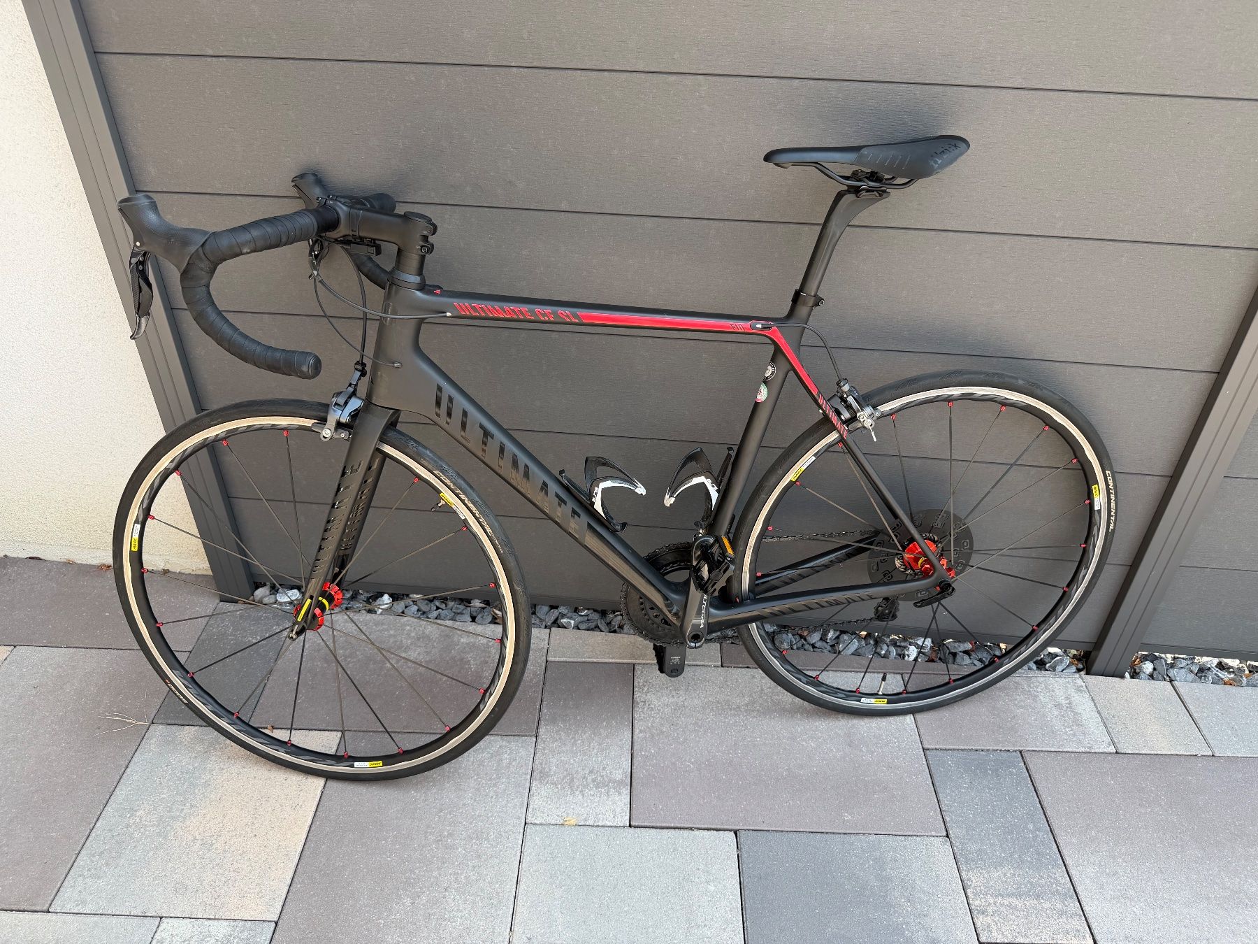Canyon Velos: Canyon Ultimate CF SL F10 – Gebraucht aus Volketswil von W-Town 1