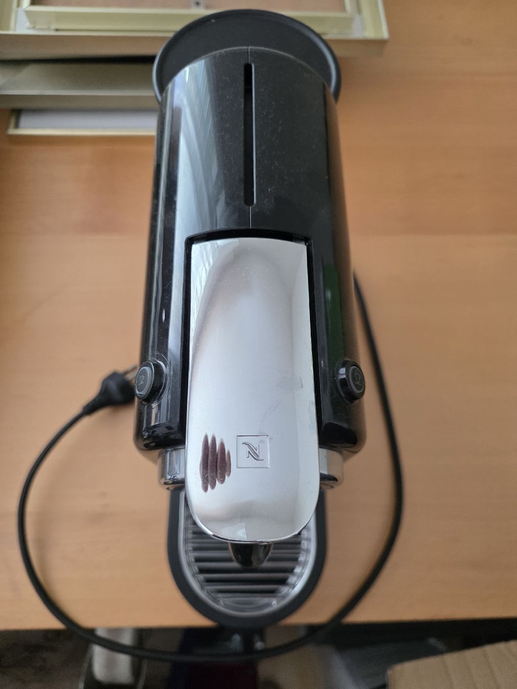 Nespresso Macchine per caffè & Macchine per espresso: Kaffeemaschine Nespresso Pixie D113 schwarz gebraucht – Usato da Sempach Station venduto da SwissRolli 1
