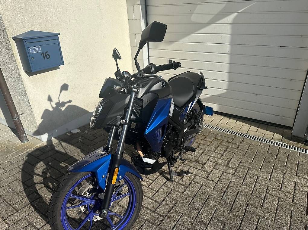 Sym Strada: SYM NH-X 125 TOP ANGEBOT MFK bis 09.28 – Usato da Böttstein venduto da GUINNESS-PUB 4