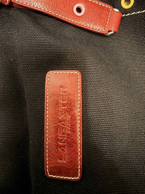 Borse da donna: Lancaster Paris Handtasche  Schwarz/Rot – Usato da Nidau venduto da Kali_23 4