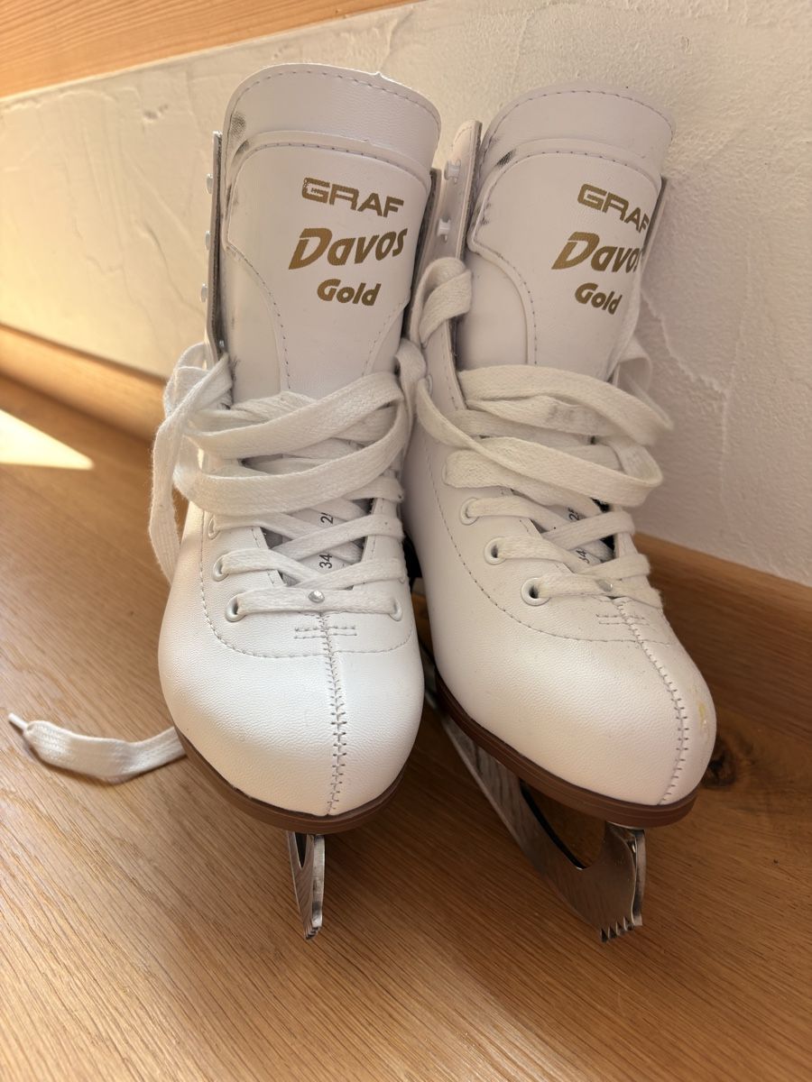 Graf Pattini da ghiaccio: Schlittschuh Graf Davos – Usato da Davos Dorf venduto da abc3000 2