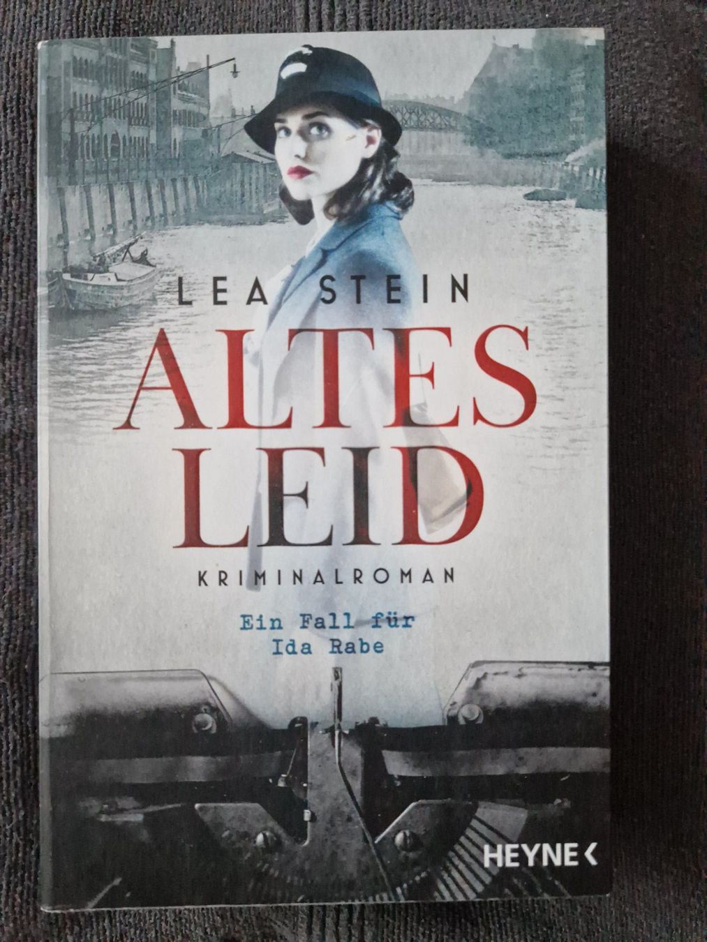 Libri: Lea Stein - Altes Leid Ein Fall für Ida Rabe – Usato da Neuhausen am Rheinfall venduto da Alchimista