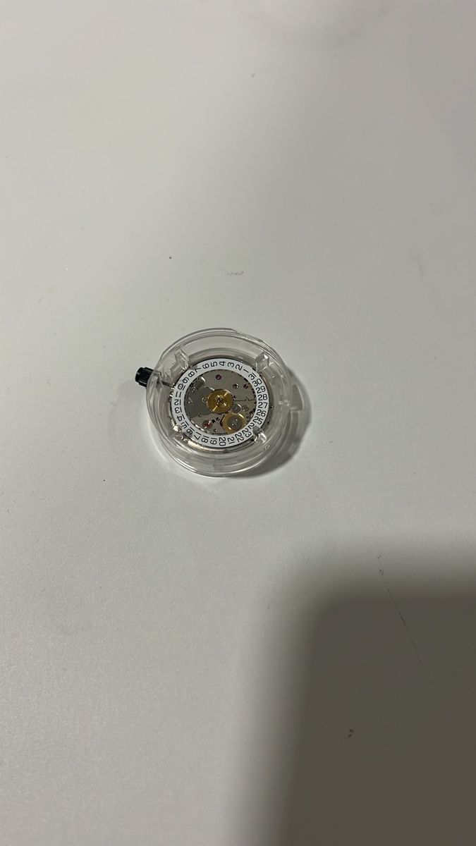 Eta Montres: ETA 2824 – Défectueux à La Neuveville par yas_k6fj