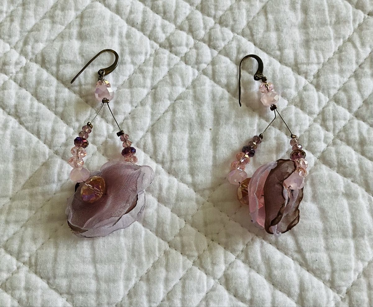 Orecchini pendenti & Orecchini a lobo: Boucles d’oreille rose pale  – Usato da Clarens venduto da Piluka 2