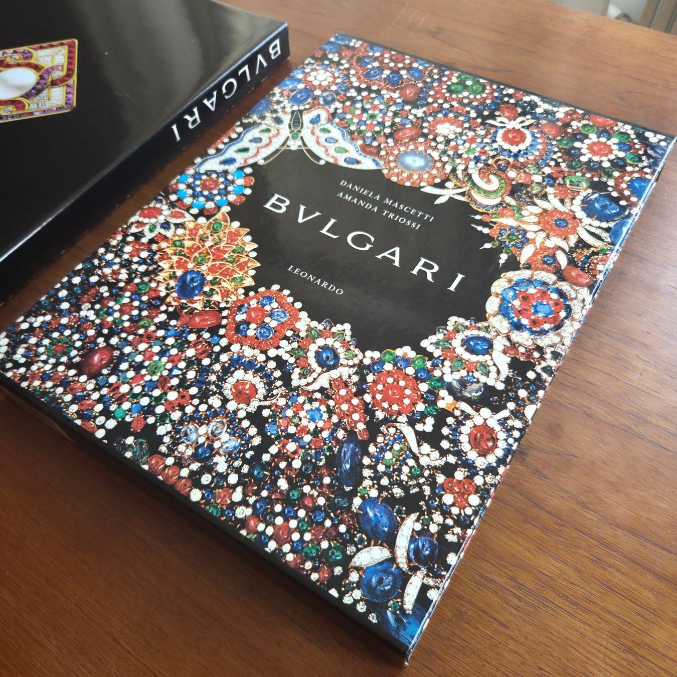 Libri: BVLGARI Buch Daniela Mascetti & Amanda  Triossi Leonardo – Usato da Zürich venduto da Wickeddude 3