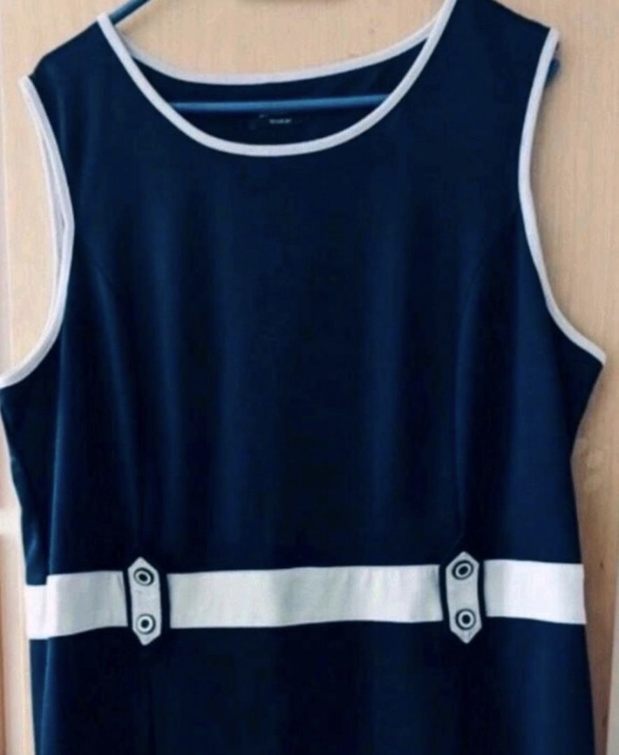 Vestiti: Kleid Stretch  46 48 – Usato da Oberwil BL venduto da moneymaker1 2
