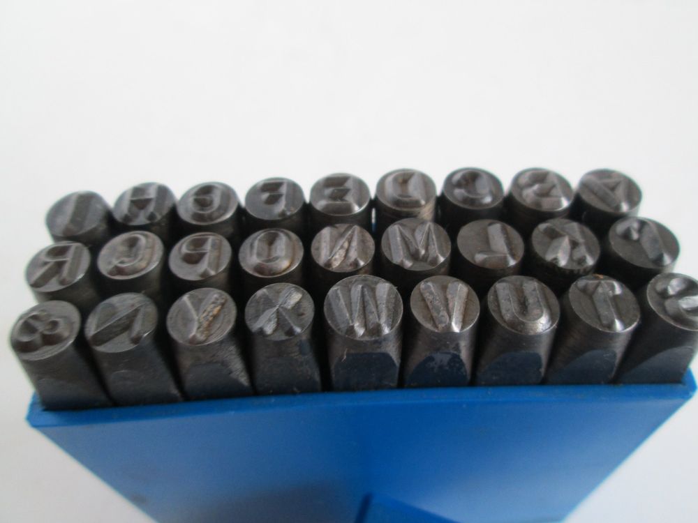 260 Stück 4mm Buchstaben-Kabelmarkierungen A-Z Gelb – Für 2-3mm Kabel, Einfach Zu Klemmen, Ideales Elektro-Zubehör