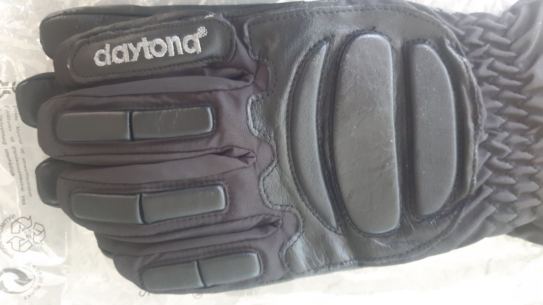 Altri accessori da uomo: NEU/ Daytona/ S /Herren/66% – Nuovo e nell'imballaggio originale da Adlikon b.Regensdf venduto da attila63 3