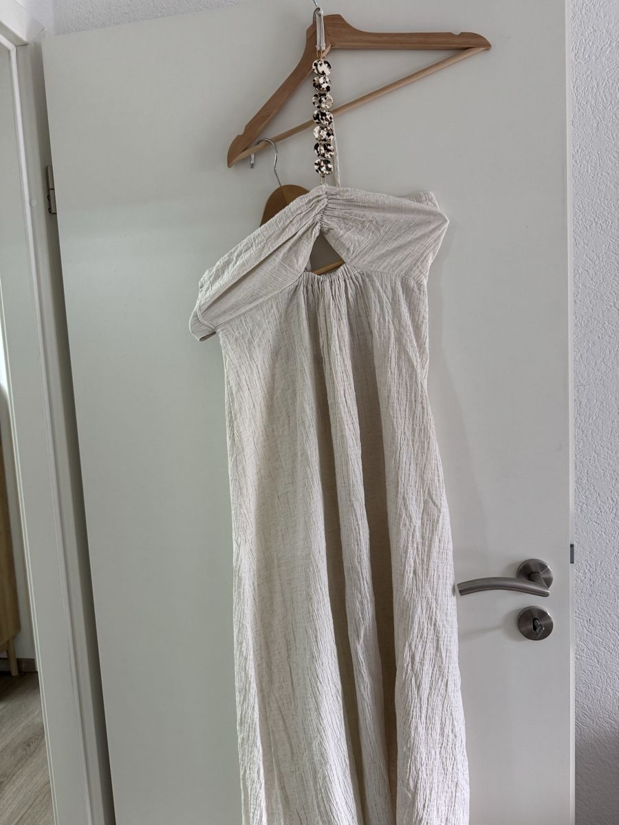 Zara Vestiti: Robe en parfait état  taille L – Nuovo (secondo la descrizione) da Vouvry venduto da Laurie1896