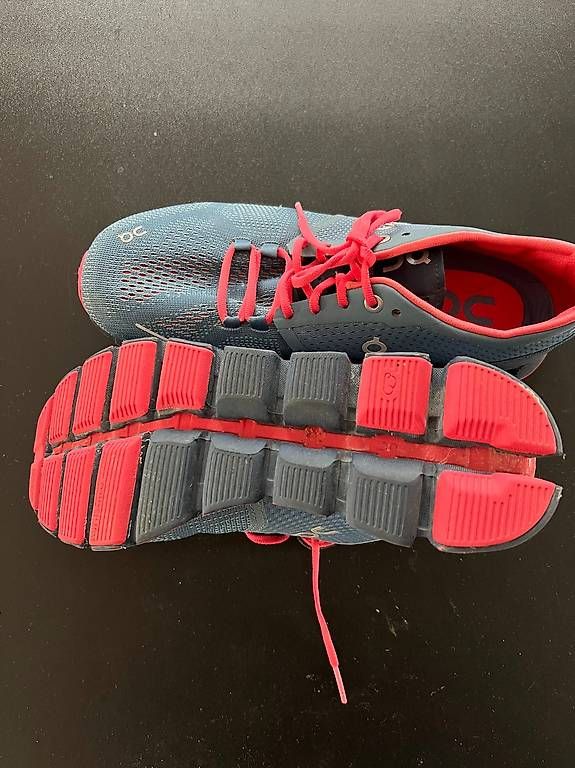 On Scarpe da uomo: On Cloud X Grösse 38.5 Farbe Lake / coral – Usato da Arlesheim venduto da SKA_4144 1